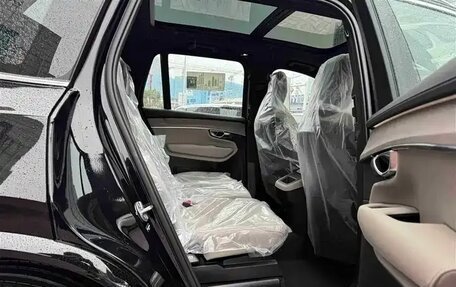 Volvo XC90 II рестайлинг, 2025 год, 8 600 080 рублей, 10 фотография