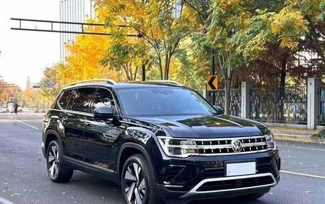 Volkswagen Teramont I, 2025 год, 5 910 000 рублей, 2 фотография