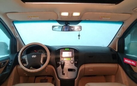 Hyundai Grand Starex Grand Starex I рестайлинг 2, 2010 год, 1 420 000 рублей, 18 фотография