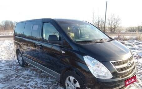 Hyundai Grand Starex Grand Starex I рестайлинг 2, 2010 год, 1 420 000 рублей, 4 фотография