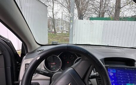 Chevrolet Cruze II, 2011 год, 499 000 рублей, 7 фотография