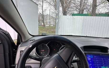 Chevrolet Cruze II, 2011 год, 499 000 рублей, 6 фотография