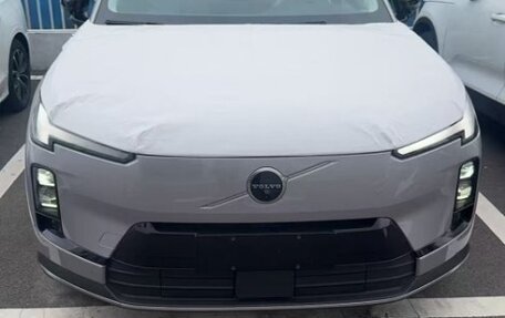 Volvo XC70, 2025 год, 6 590 000 рублей, 2 фотография