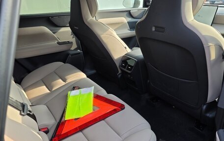 Volvo XC70, 2025 год, 6 590 000 рублей, 14 фотография