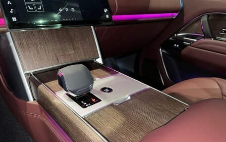 Land Rover Range Rover IV рестайлинг, 2024 год, 24 000 000 рублей, 12 фотография