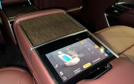 Land Rover Range Rover IV рестайлинг, 2024 год, 24 000 000 рублей, 14 фотография