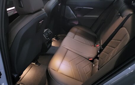 BMW 5 серия, 2025 год, 7 104 000 рублей, 9 фотография