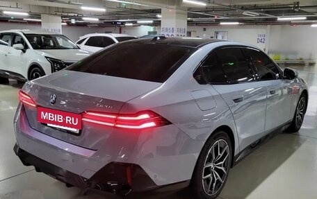 BMW 5 серия, 2025 год, 7 104 000 рублей, 3 фотография