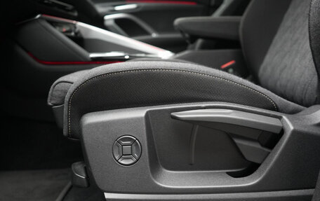 Audi Q5, 2025 год, 7 350 000 рублей, 24 фотография