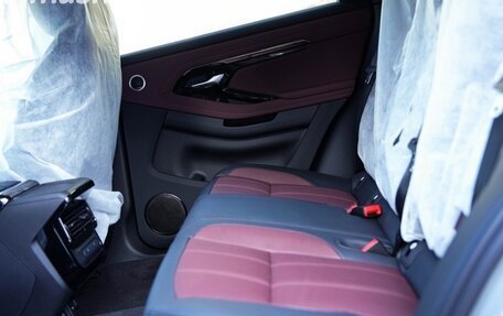 Land Rover Range Rover Evoque II, 2025 год, 6 130 000 рублей, 13 фотография