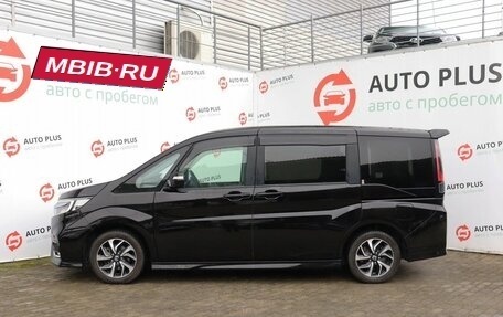 Honda Stepwgn IV, 2018 год, 2 490 000 рублей, 4 фотография