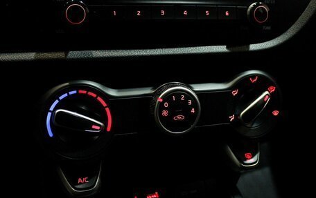 KIA Rio IV, 2019 год, 1 879 000 рублей, 19 фотография