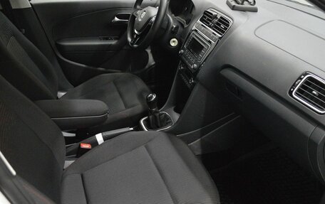 Volkswagen Polo VI (EU Market), 2017 год, 1 080 765 рублей, 12 фотография