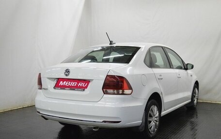 Volkswagen Polo VI (EU Market), 2017 год, 1 080 765 рублей, 5 фотография