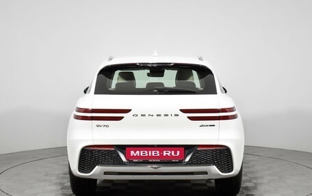 Genesis GV70, 2021 год, 4 490 000 рублей, 6 фотография