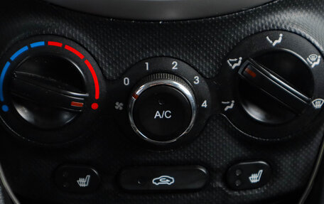 Hyundai Solaris II рестайлинг, 2013 год, 749 000 рублей, 18 фотография