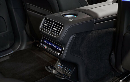 Mercedes-Benz Maybach GLS I, 2025 год, 28 900 000 рублей, 28 фотография