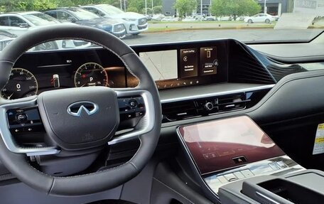 Infiniti QX80, 2025 год, 12 064 000 рублей, 13 фотография