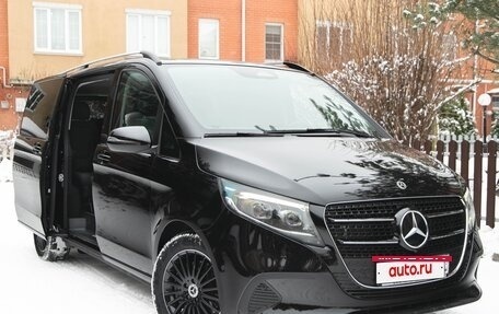 Mercedes-Benz V-Класс, 2024 год, 9 300 000 рублей, 9 фотография