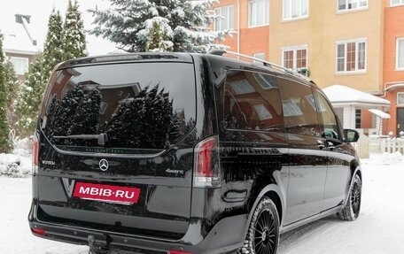 Mercedes-Benz V-Класс, 2024 год, 9 300 000 рублей, 3 фотография