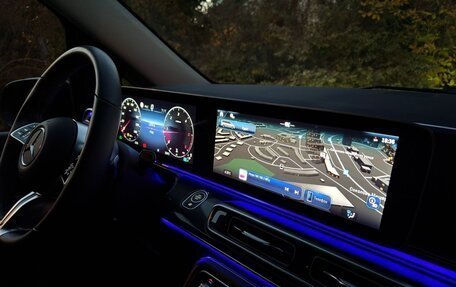 Mercedes-Benz V-Класс, 2024 год, 9 300 000 рублей, 24 фотография