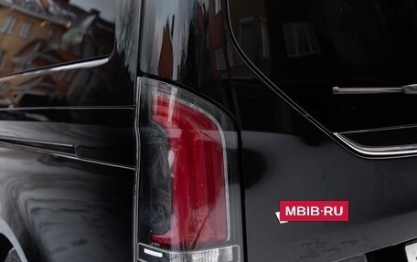 Mercedes-Benz V-Класс, 2024 год, 9 300 000 рублей, 34 фотография