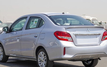 Mitsubishi Attrage, 2025 год, 1 690 000 рублей, 5 фотография