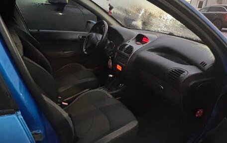 Peugeot 206, 2005 год, 320 000 рублей, 3 фотография