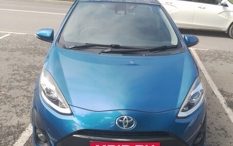 Toyota Aqua I, 2018 год, 1 250 000 рублей, 2 фотография