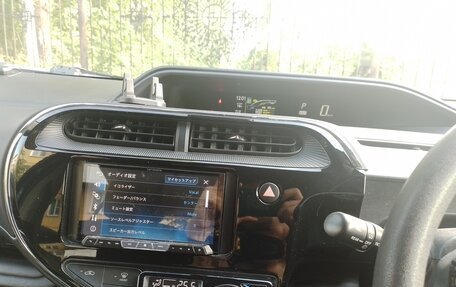 Toyota Aqua I, 2018 год, 1 250 000 рублей, 18 фотография