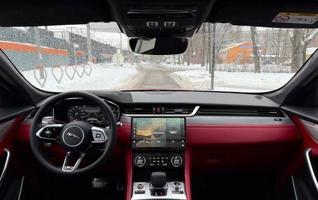 Jaguar F-Pace, 2021 год, 8 290 000 рублей, 16 фотография