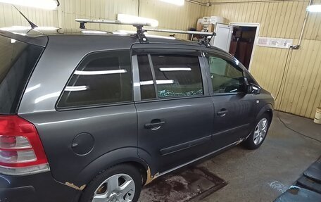 Opel Zafira B, 2008 год, 650 000 рублей, 3 фотография