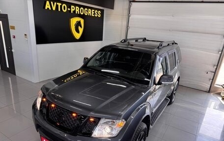 Nissan Pathfinder, 2011 год, 1 350 000 рублей, 2 фотография