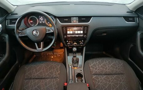 Skoda Octavia, 2019 год, 1 900 000 рублей, 7 фотография