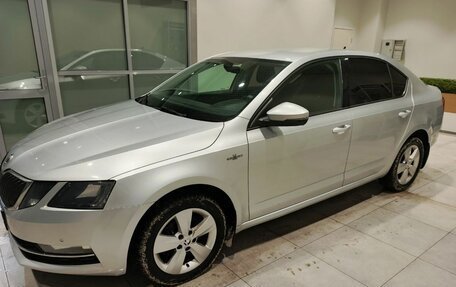 Skoda Octavia, 2019 год, 1 900 000 рублей, 13 фотография