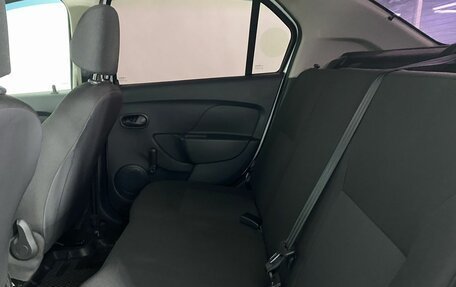 Renault Logan II, 2018 год, 699 000 рублей, 6 фотография