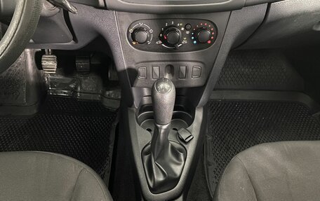 Renault Logan II, 2018 год, 699 000 рублей, 9 фотография