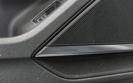 Audi A8, 2018 год, 5 390 000 рублей, 31 фотография