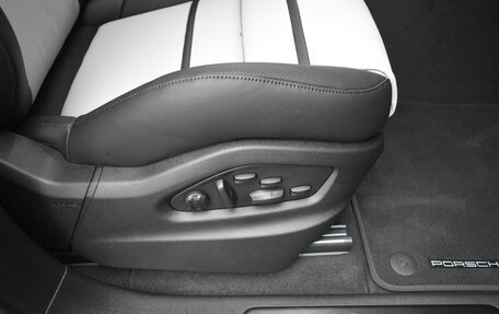 Porsche Cayenne III, 2025 год, 19 300 000 рублей, 19 фотография