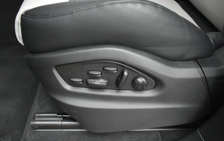 Porsche Cayenne III, 2025 год, 19 300 000 рублей, 26 фотография