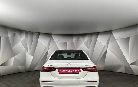 Mercedes-Benz E-Класс, 2020 год, 5 275 000 рублей, 8 фотография