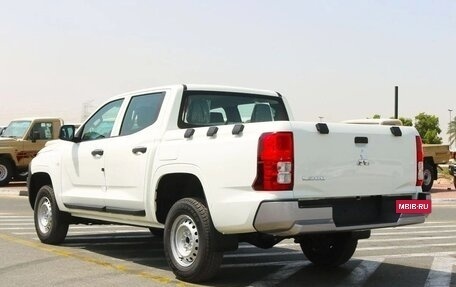 Mitsubishi L200, 2025 год, 5 990 000 рублей, 3 фотография