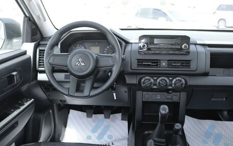 Mitsubishi L200, 2025 год, 5 990 000 рублей, 13 фотография