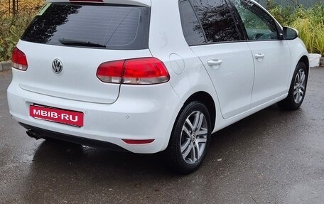 Volkswagen Golf VI, 2010 год, 860 000 рублей, 2 фотография