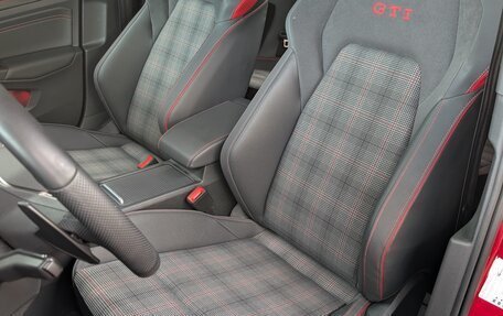 Volkswagen Golf GTI, 2021 год, 3 550 000 рублей, 10 фотография