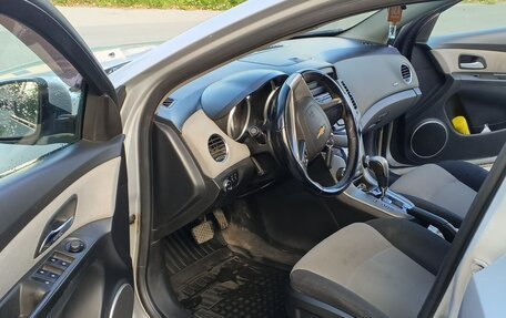 Chevrolet Cruze II, 2011 год, 550 000 рублей, 7 фотография