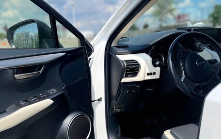 Lexus NX I, 2021 год, 3 900 000 рублей, 3 фотография