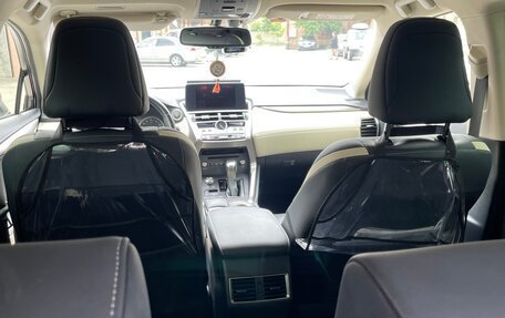 Lexus NX I, 2021 год, 3 900 000 рублей, 6 фотография