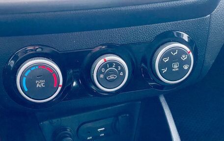 KIA Rio III рестайлинг, 2016 год, 989 000 рублей, 15 фотография