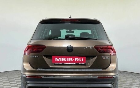 Volkswagen Tiguan II, 2017 год, 2 350 000 рублей, 6 фотография